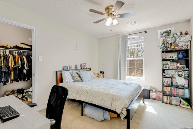 11927 Curtis Hill, San Antonio, TX 78254