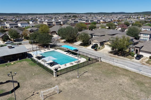 11927 Curtis Hill, San Antonio, TX 78254