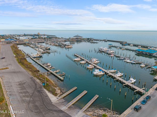 128 Sandy Beach Drive, Pass Christian, MS 39571