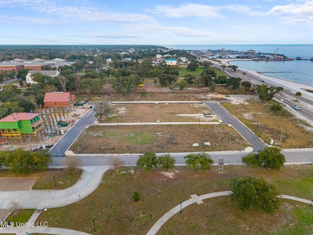 128 Sandy Beach Drive, Pass Christian, MS 39571