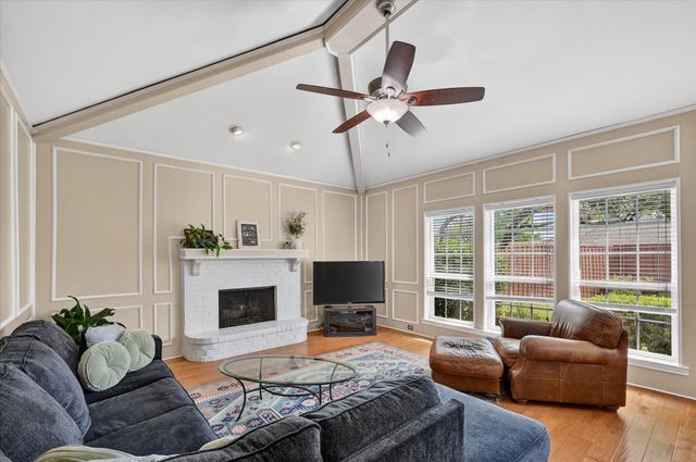 1321 Watersedge Drive, Plano, TX 75093