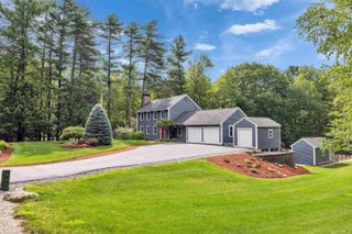 66 Cambridge Road, Bedford, NH 03110