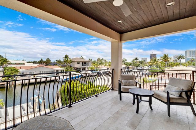 2461 SE 10th Street, Pompano Beach, FL 33062