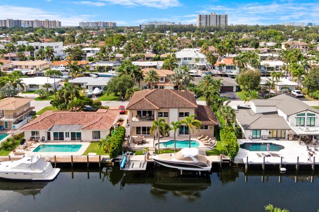 2461 SE 10th Street, Pompano Beach, FL 33062