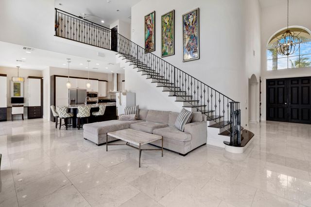 2461 SE 10th Street, Pompano Beach, FL 33062