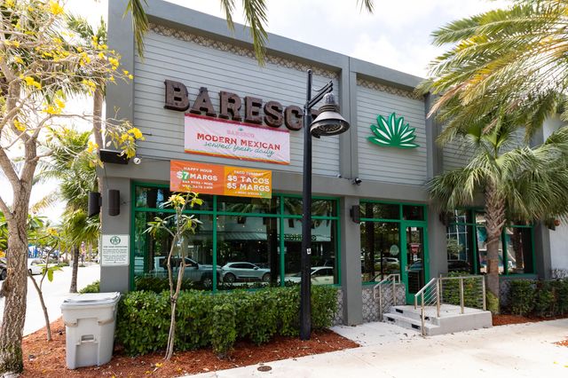 2461 SE 10th Street, Pompano Beach, FL 33062
