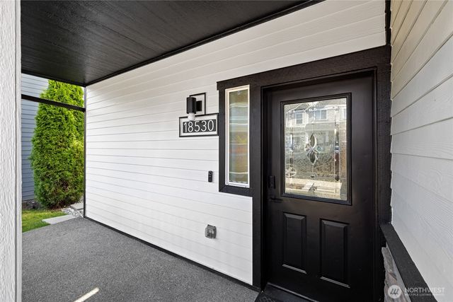 18530 97th Avenue Ct E, Puyallup, WA 98375