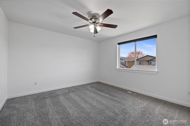 18530 97th Avenue Ct E, Puyallup, WA 98375