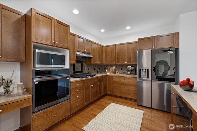18530 97th Avenue Ct E, Puyallup, WA 98375