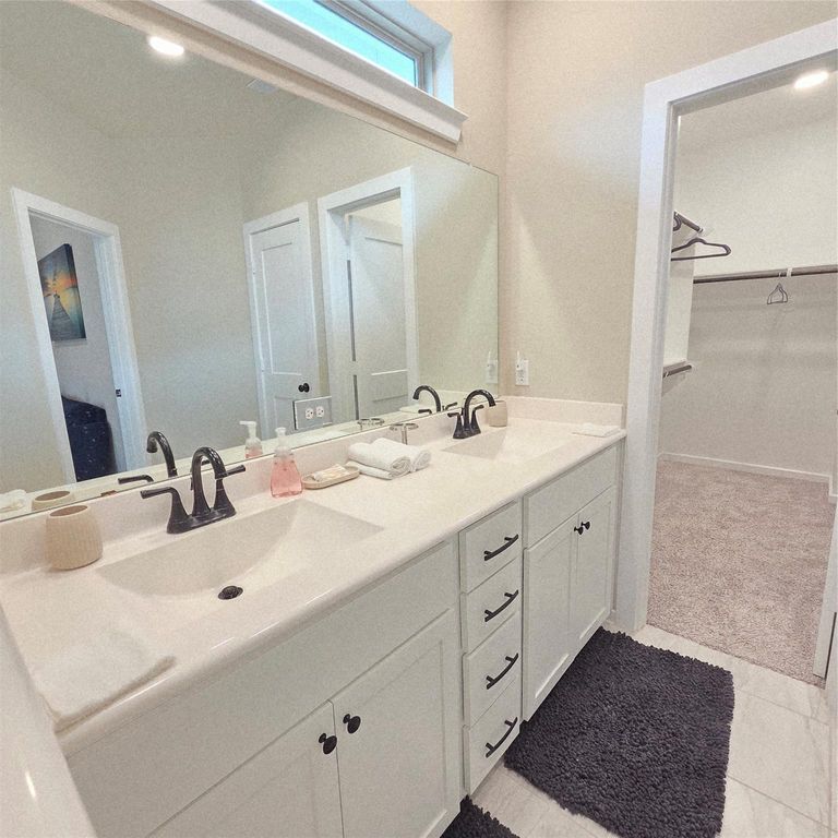 Image 29 of property listing at 23939 Oriole Valley Trail, Katy, TX 77493