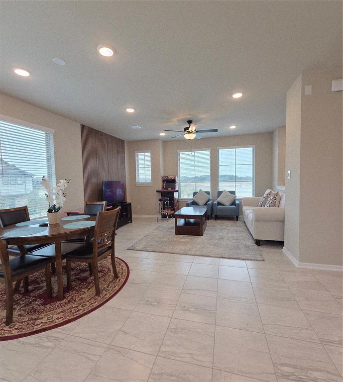 Image 3 of property listing at 23939 Oriole Valley Trail, Katy, TX 77493