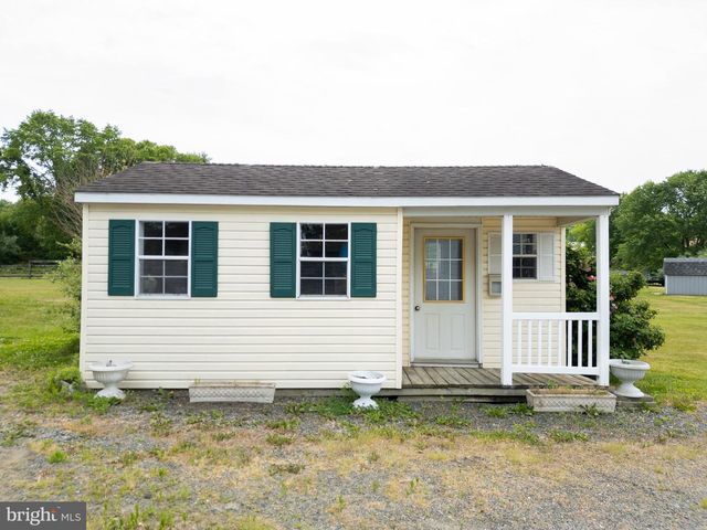 911 MONMOUTH, Cream Ridge, NJ 08514