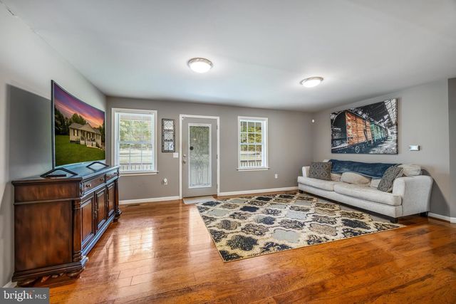 465 SPOTTED TAVERN RD, Fredericksburg, VA 22406