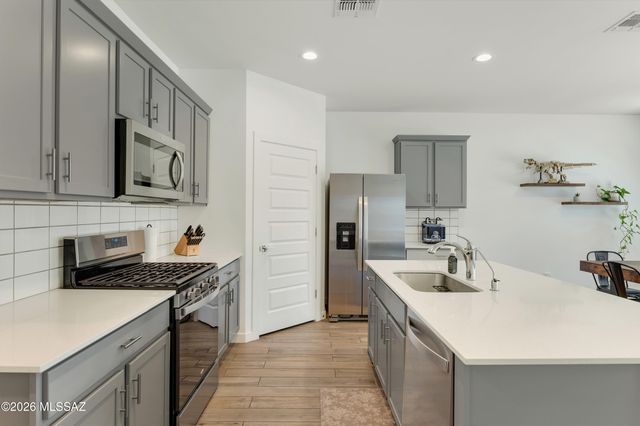 12834 E Russo Drive, Vail, AZ 85641