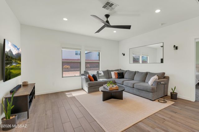 12834 E Russo Drive, Vail, AZ 85641