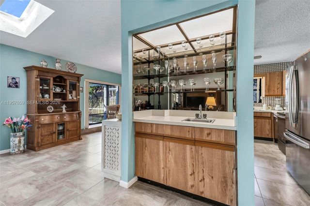 1128 W Rainwood Cir W, Palm Beach Gardens, FL 33410