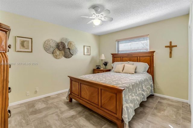 1128 W Rainwood Cir W, Palm Beach Gardens, FL 33410