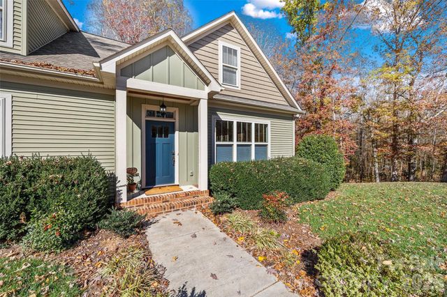 7718 Farmbrook Drive, Waxhaw, NC 28173