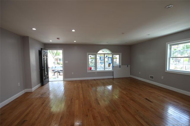 18112 145th Avenue, Springfield Gardens, NY 11413