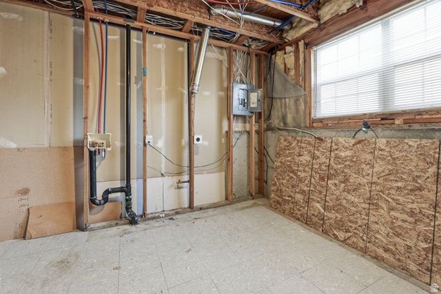 348 E 500 S, Clearfield, UT 84015