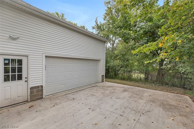 21206 Hansen Road, Maple Heights, OH 44137