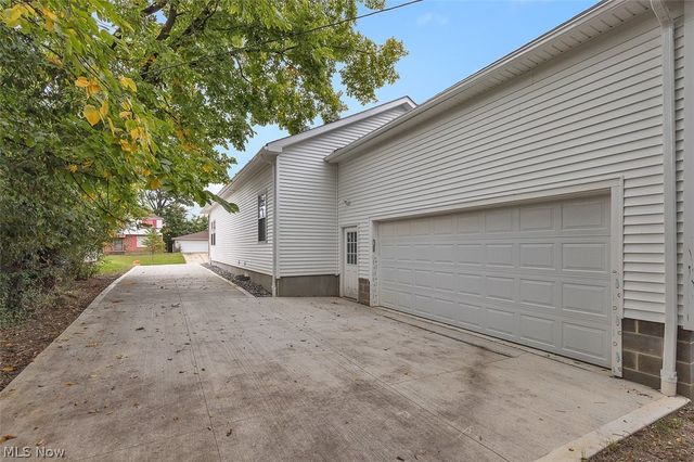 21206 Hansen Road, Maple Heights, OH 44137