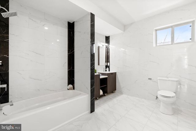 827 LELAND ST, Philadelphia, PA 19130