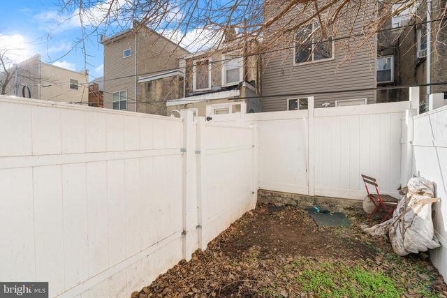 827 LELAND ST, Philadelphia, PA 19130