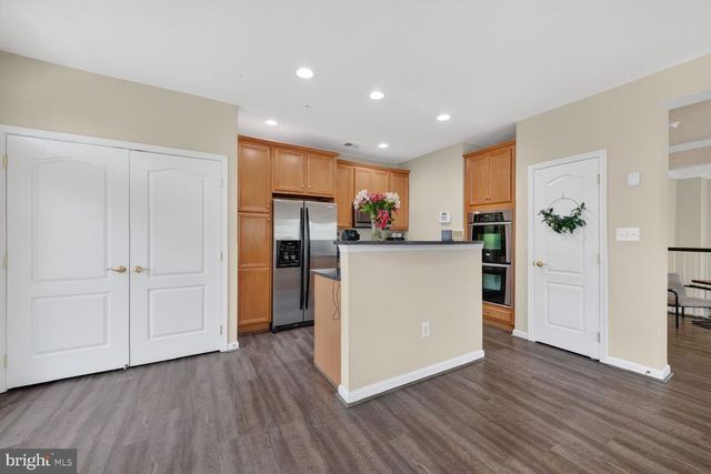 7202 LITTLE THAMES DR, Gainesville, VA 20155