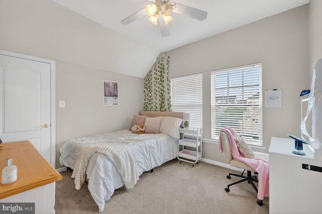 7202 LITTLE THAMES DR, Gainesville, VA 20155