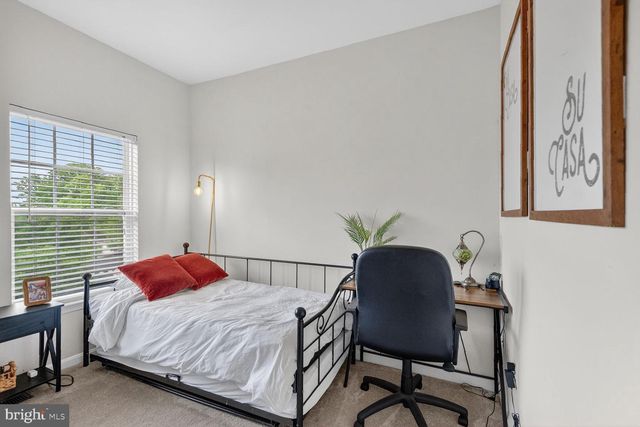 7202 LITTLE THAMES DR, Gainesville, VA 20155