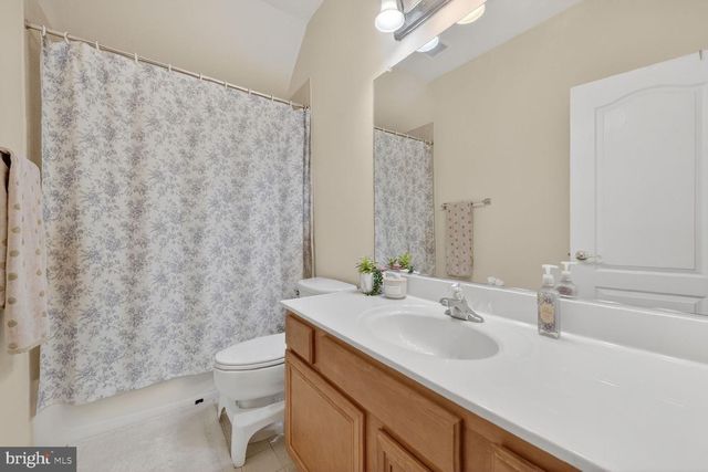 7202 LITTLE THAMES DR, Gainesville, VA 20155