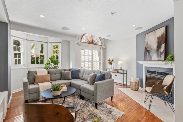 299 Lincoln St 299, Revere, MA 02151