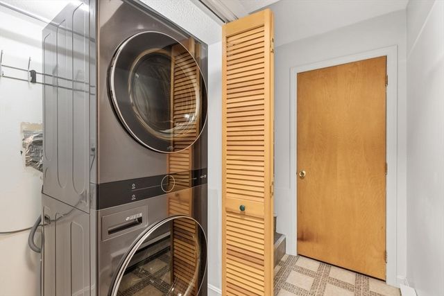 299 Lincoln St 299, Revere, MA 02151