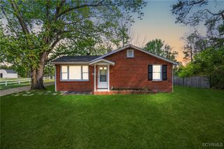 4241 Curtis St, Chester, VA 23831