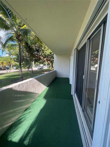 7483 SW 82nd St A101, Miami, FL 33143