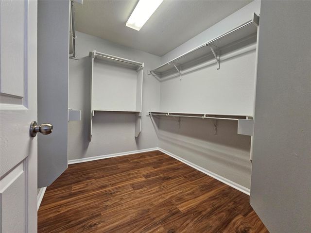 580 Hometown PKWY, Kyle, TX 78640