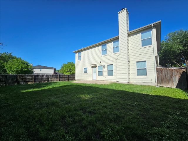580 Hometown PKWY, Kyle, TX 78640