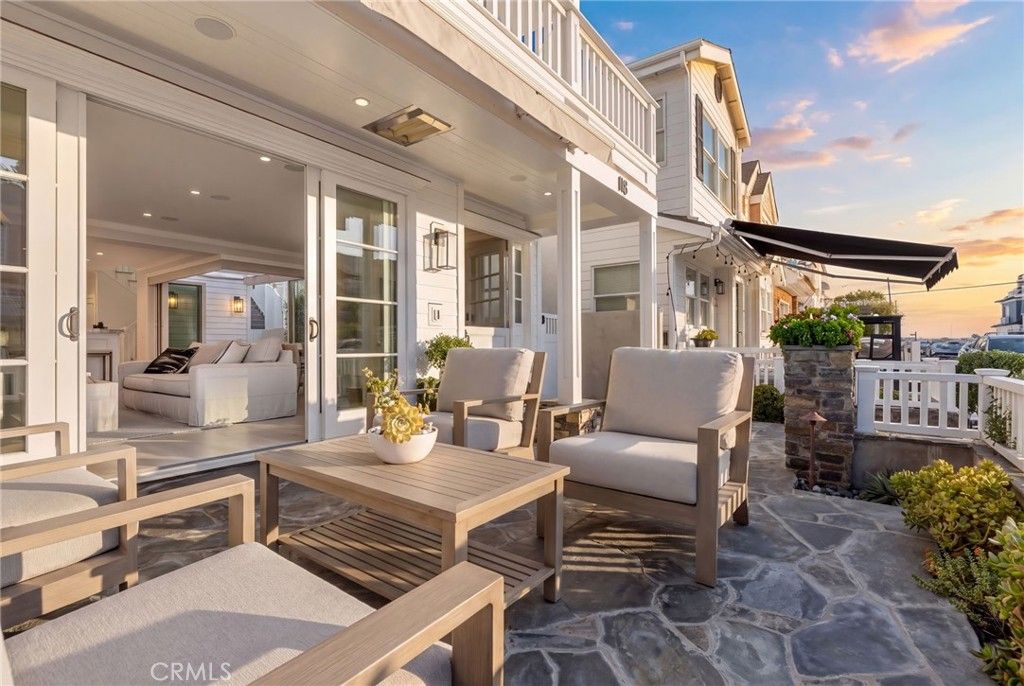 118 Sapphire, Newport Beach, CA 92662 — photo 2