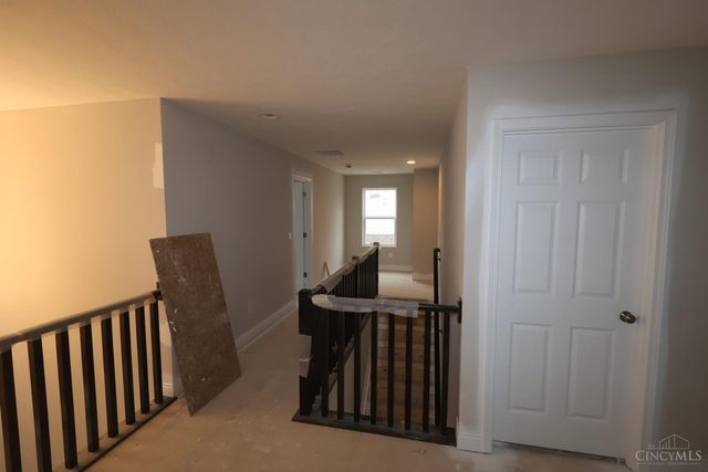 8 Glasgow Street, Springboro, OH 45066