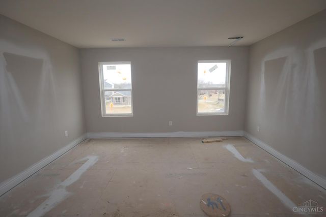 8 Glasgow Street, Springboro, OH 45066