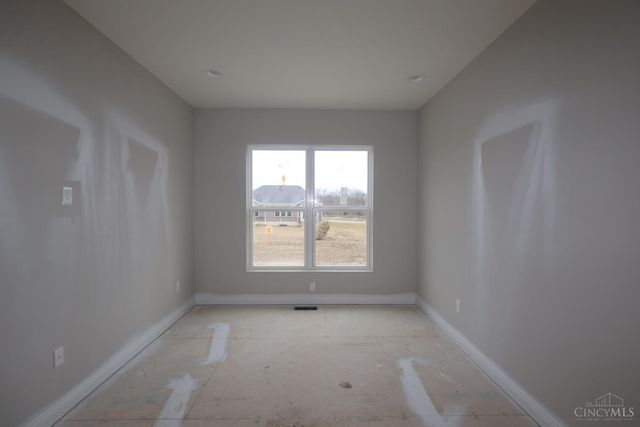 8 Glasgow Street, Springboro, OH 45066