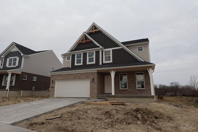 8 Glasgow Street, Springboro, OH 45066