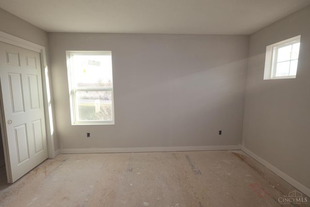 8 Glasgow Street, Springboro, OH 45066