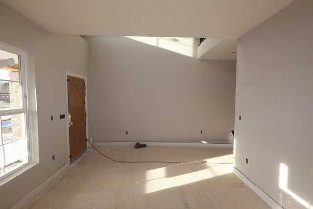 8 Glasgow Street, Springboro, OH 45066