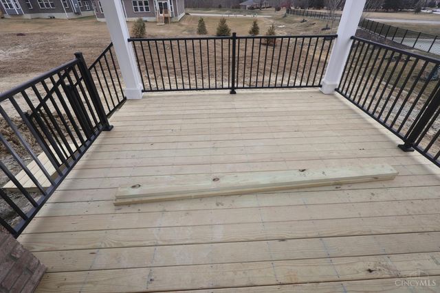 8 Glasgow Street, Springboro, OH 45066