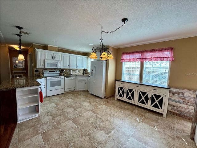 38055 WOODGATE, Zephyrhills, FL 33542