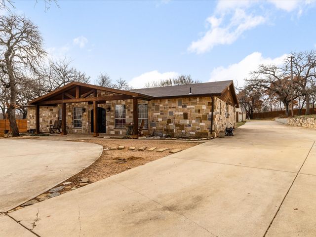 4915 T W King Road, Southlake, TX 76092
