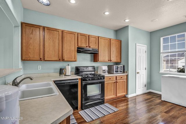 570 Sunrise Circle, Fernley, NV 89408