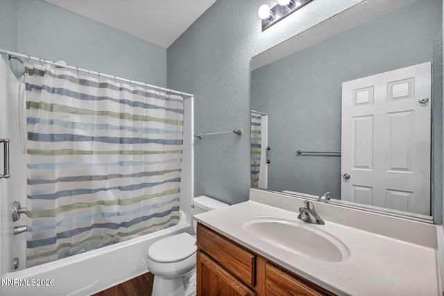 570 Sunrise Circle, Fernley, NV 89408